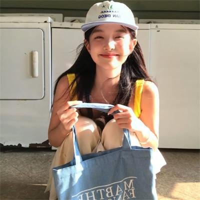 小野猫与斗牛犬